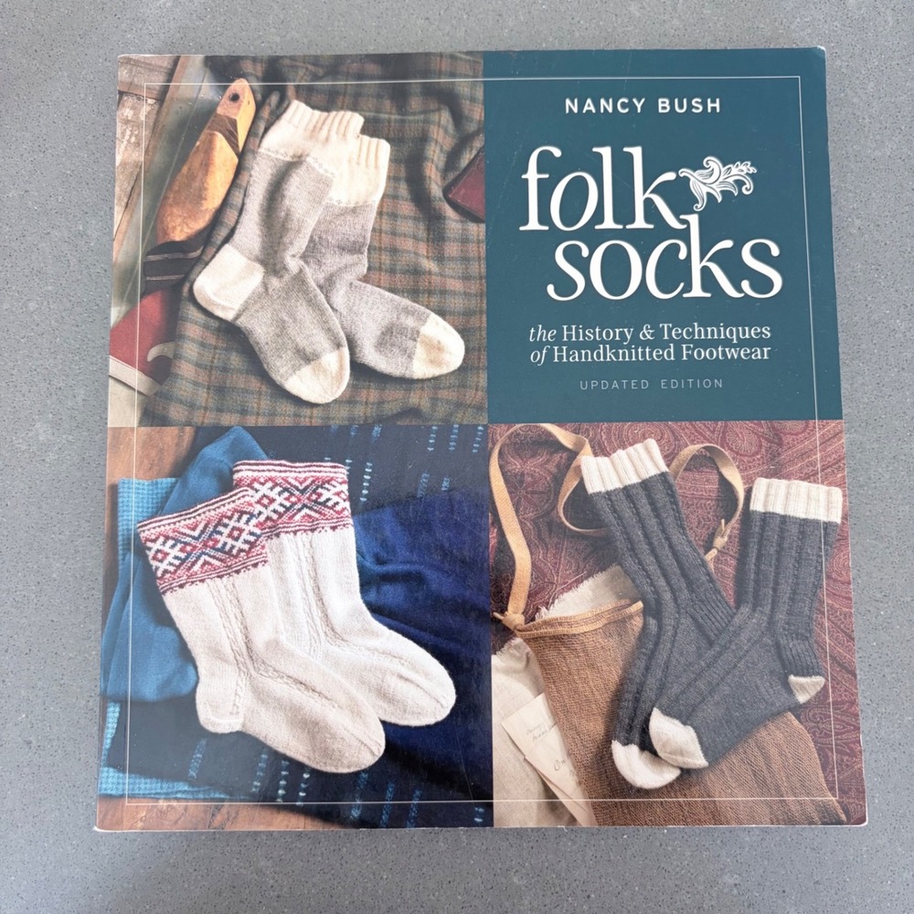 Nancy Bush Folk Socks History Techniques Handknitted Footwear Patterns Book 2011